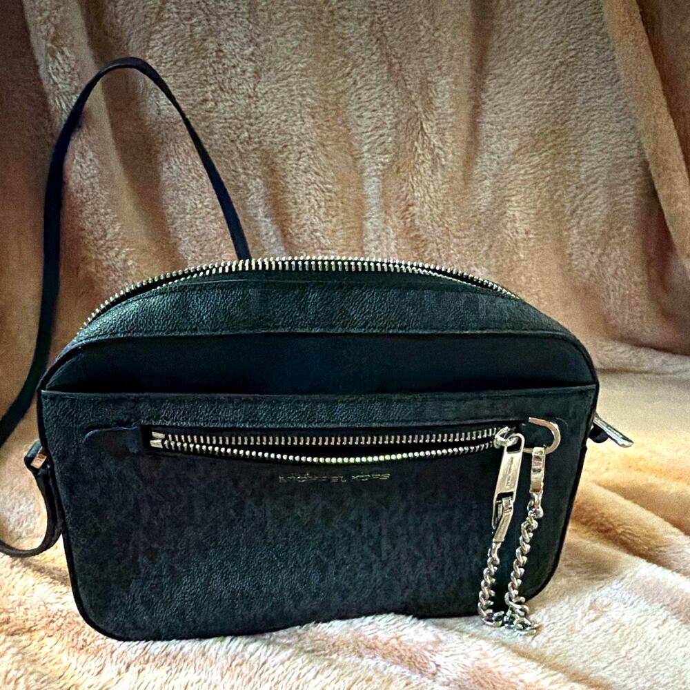 Michael Kors Jet Set Travel Logo Black Small Crossbody Zip Silver Strap